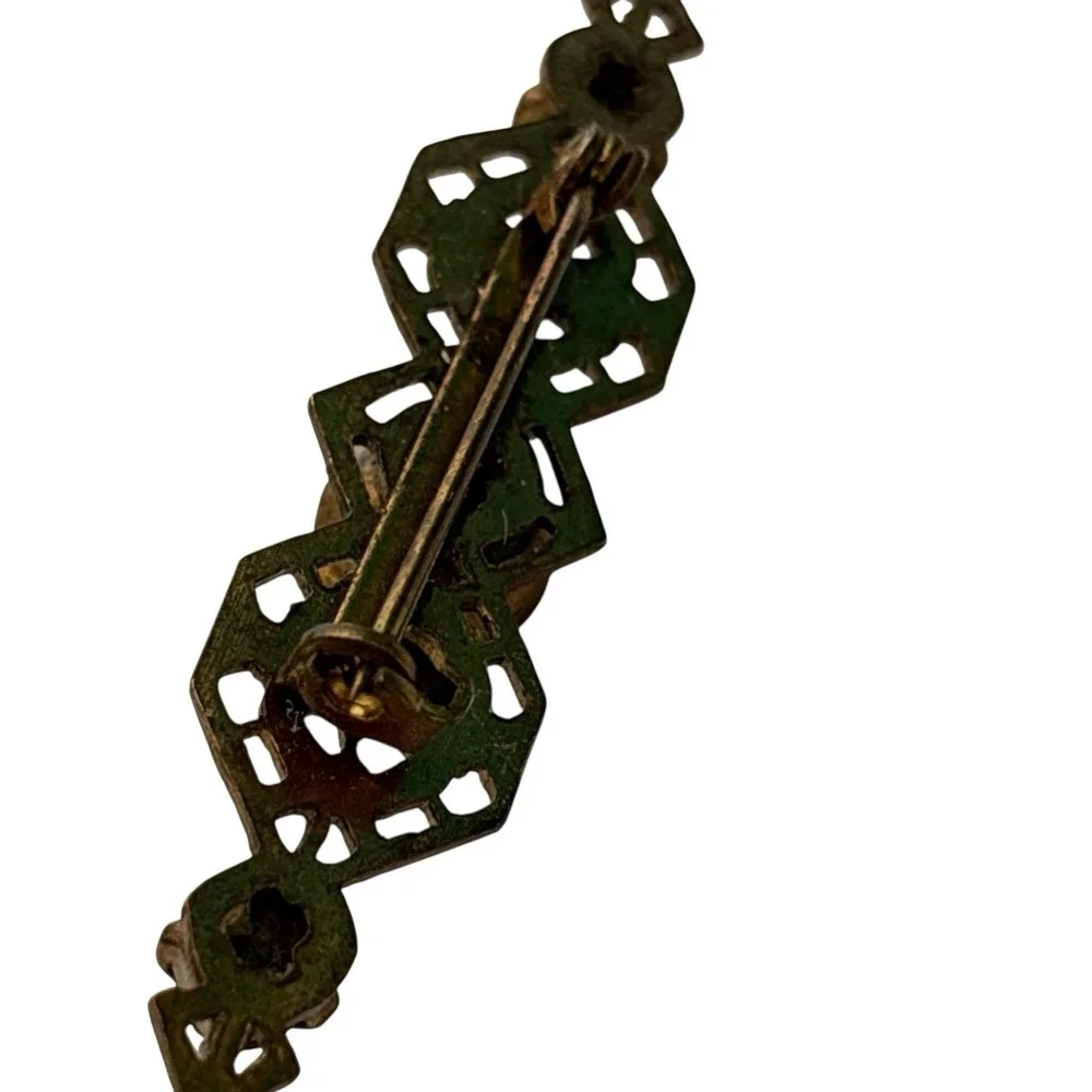 Vintage Brooch Pin Gold Tone Filigree Purple Rhinestones Victorian‎ Dainty 2